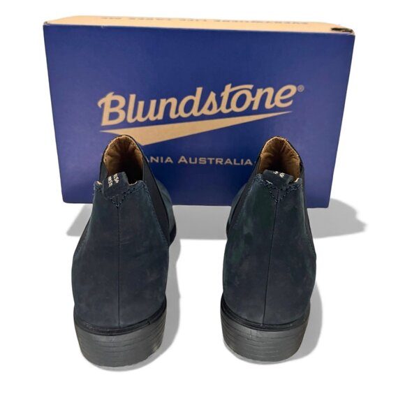 Blundstone 1975 Leather Low Heel Elastic Short Boots Navy Nubuck AU 5 Chelsea - Picture 11 of 12